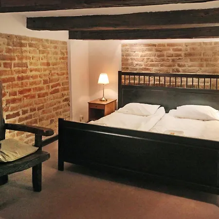 Zamek منتجع ريشيل