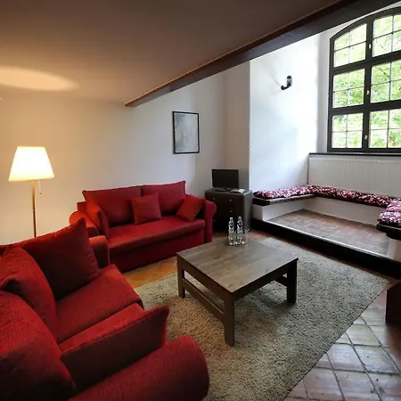 Zamek منتجع ريشيل