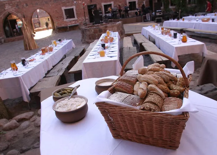 Ośrodek wypoczynkowy Zamek 3*